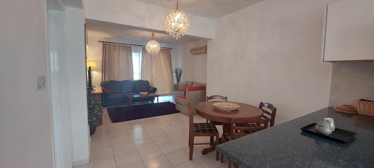 Spacious 2 Bedroom Apartment Peyia Ngoại thất bức ảnh