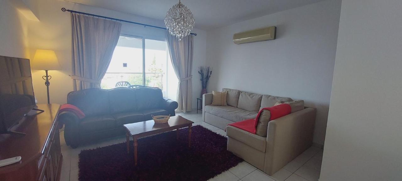 Spacious 2 Bedroom Apartment Peyia Ngoại thất bức ảnh
