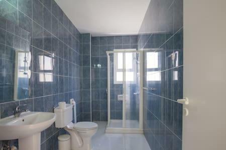 Spacious 2 Bedroom Apartment Peyia Ngoại thất bức ảnh